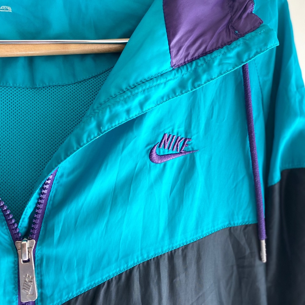 NIKE Men’s Windrunner Jacket